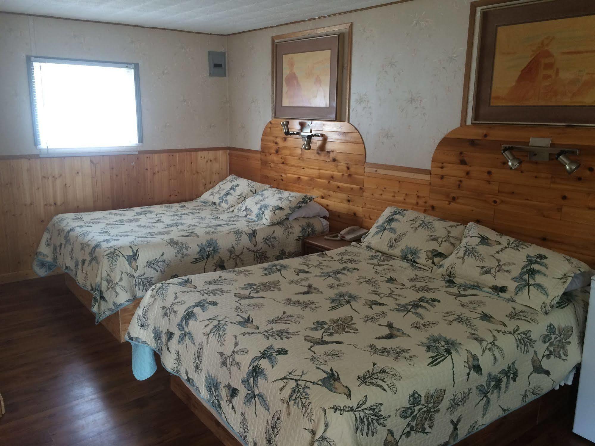 Fort Motel Fort Macleod Exterior foto